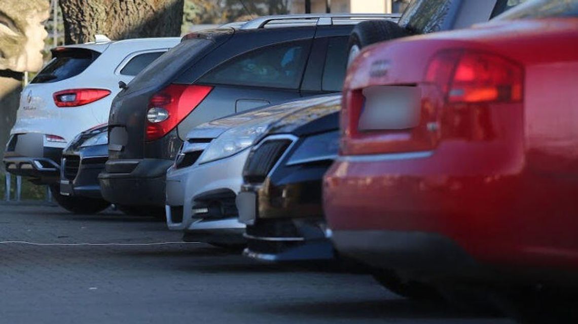 Rejestracja samochodów w Puławach. "Dzwoniłem w tym tygodniu ponad 160 razy" 