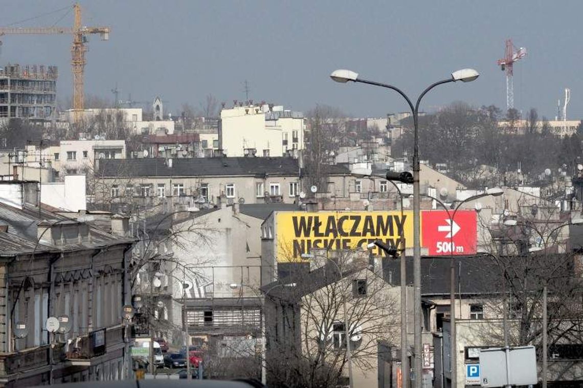 Reklamowy śmietnik może zniknąć z dróg