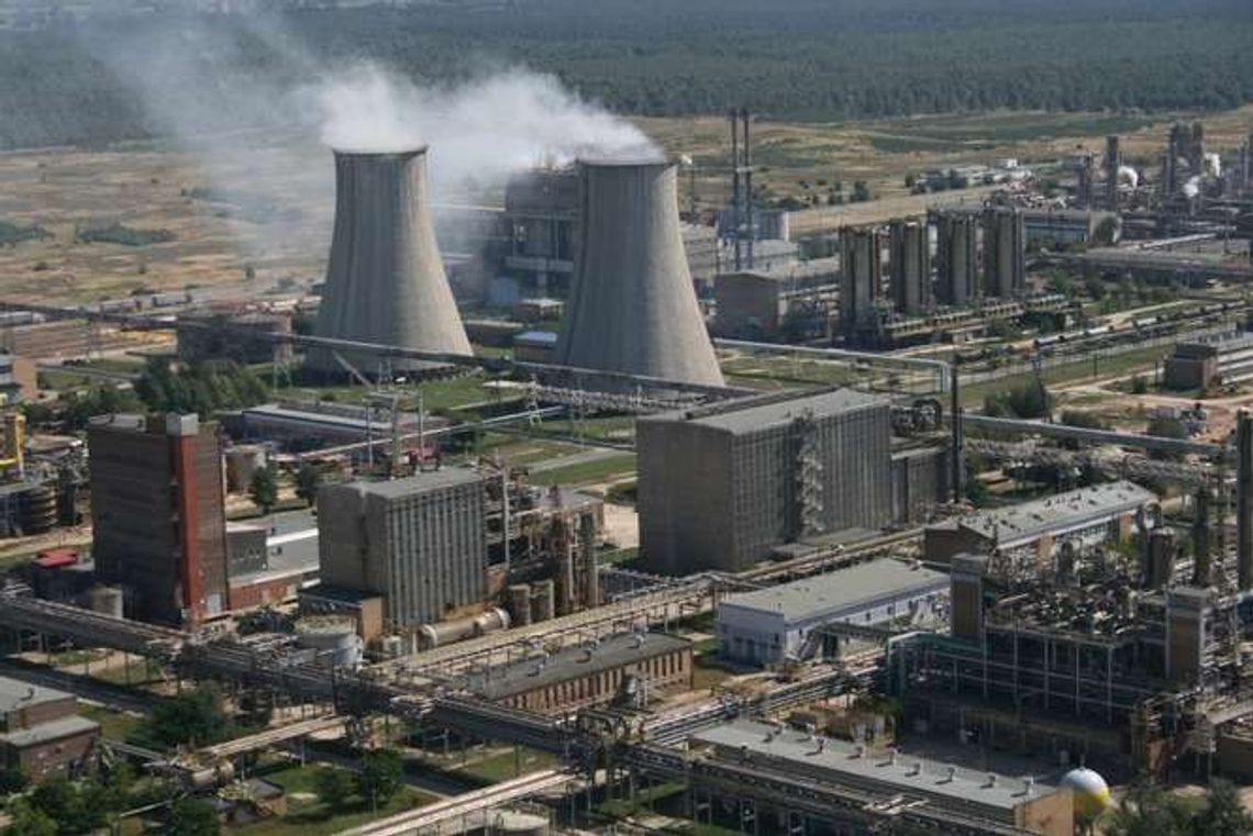 Rekordowe zyski i wysokie premie w puławskich Azotach