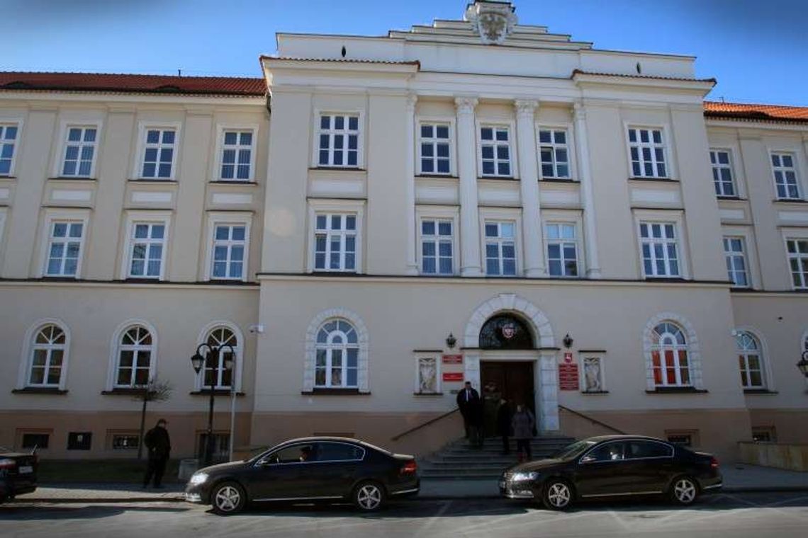 Remont w Urzędzie Wojewódzkim. Petent ma tego nie odczuć Remont w Urzędzie Wojewódzkim. Petent ma tego nie odczuć