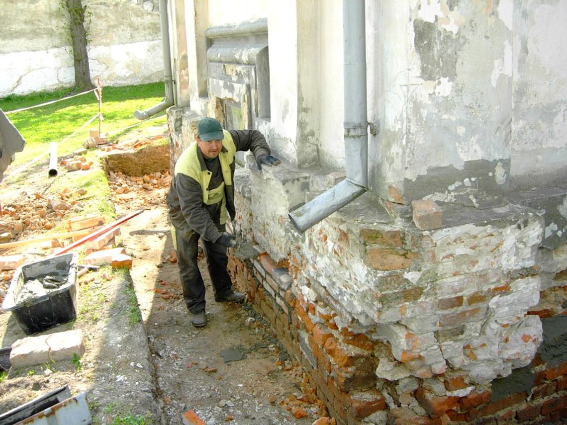 Remont zabytkowego kościoła w Wojsławicach dzięki unijnym funduszom