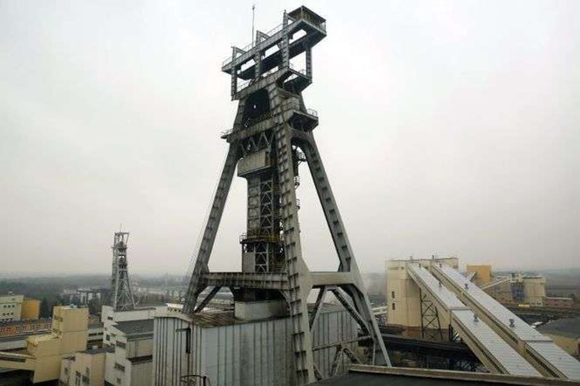 Renciści i emeryci z Bogdanki dostaną po 10 tys. zł. Ale stracą ważny przywilej