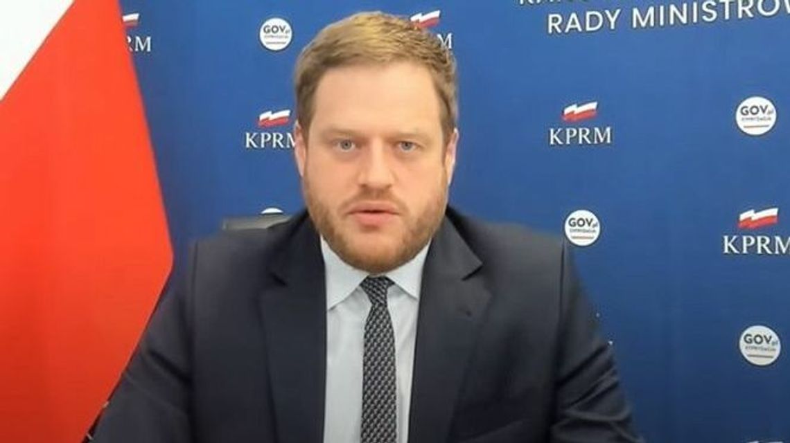 Respiratory od handlarza bronią. Janusz Cieszyński przerywa milczenie