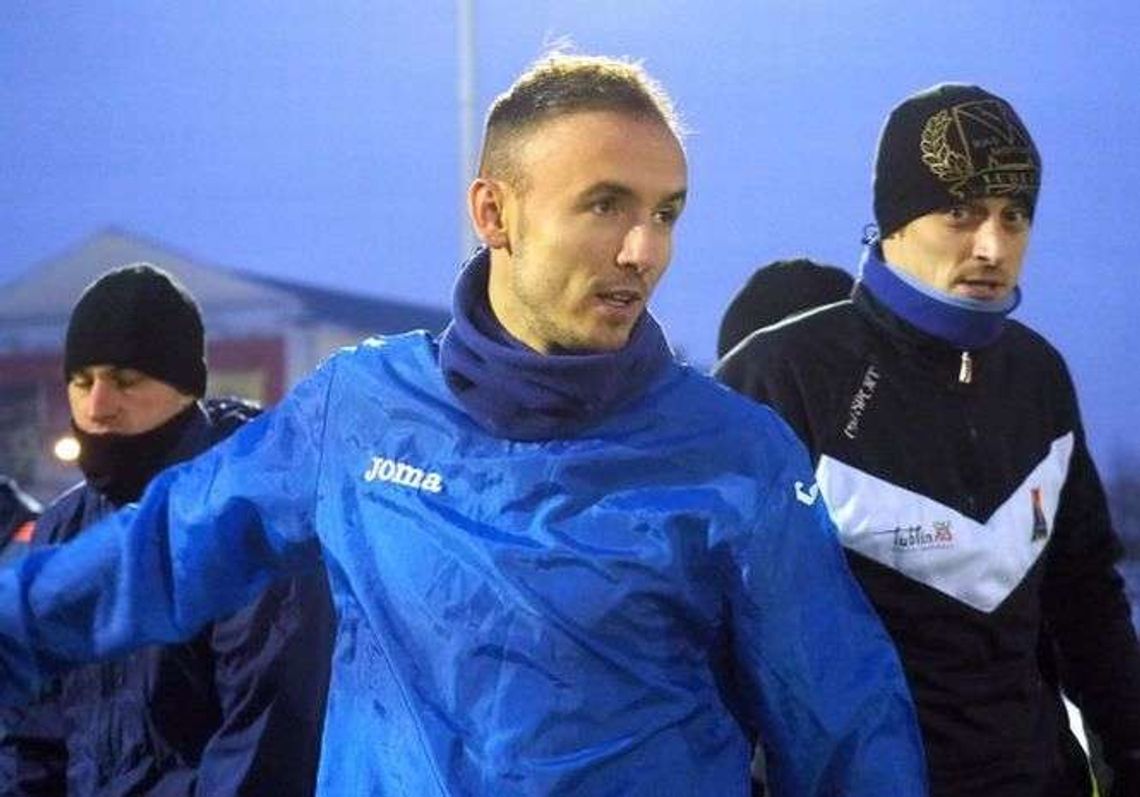 Rewolucja kadrowa w Motorze. Nowi piłkarze na pierwszym treningu (zdjęcia)