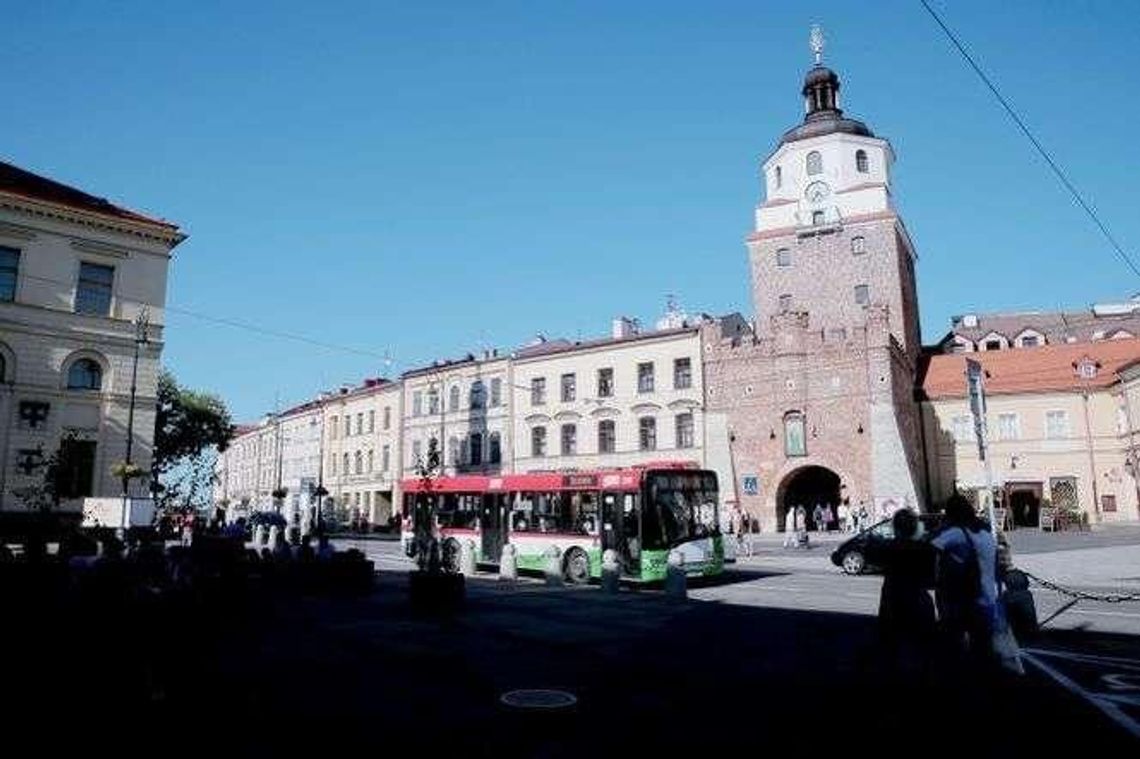 Rewolucja przed Bramą Krakowską? Nie będzie podziału na chodnik i jezdnię