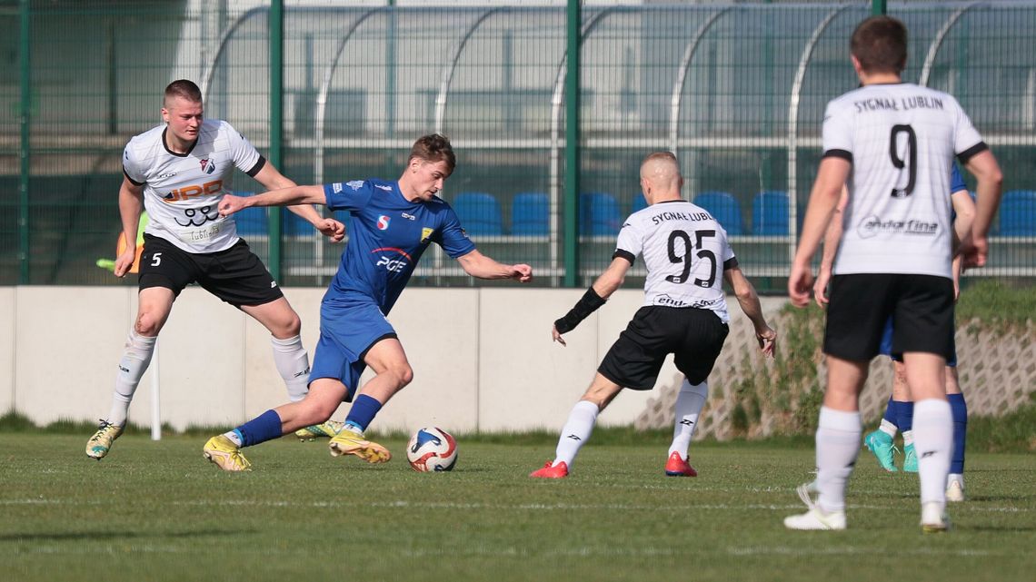 Rezerwy Avii Świdnik bezlitosne dla Unii Bełżyce