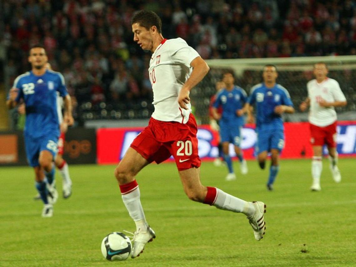 Robert Lewandowski już 792 minuty czeka na gola w kadrze Robert Lewandowski już 792 minuty czeka na gola w kadrze