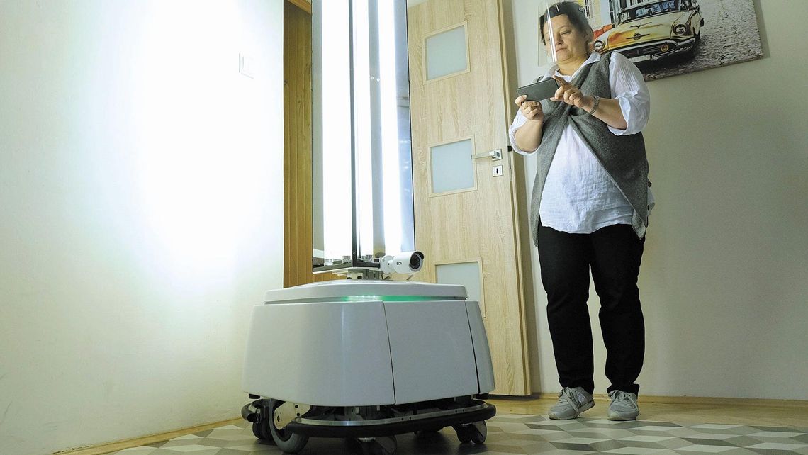 Robot z Lublina zabije wirusa