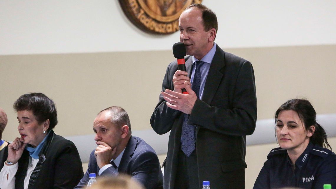 Rodzice kontra dyrektor szkoły. Radni przyznali im rację tylko w jednej sprawie