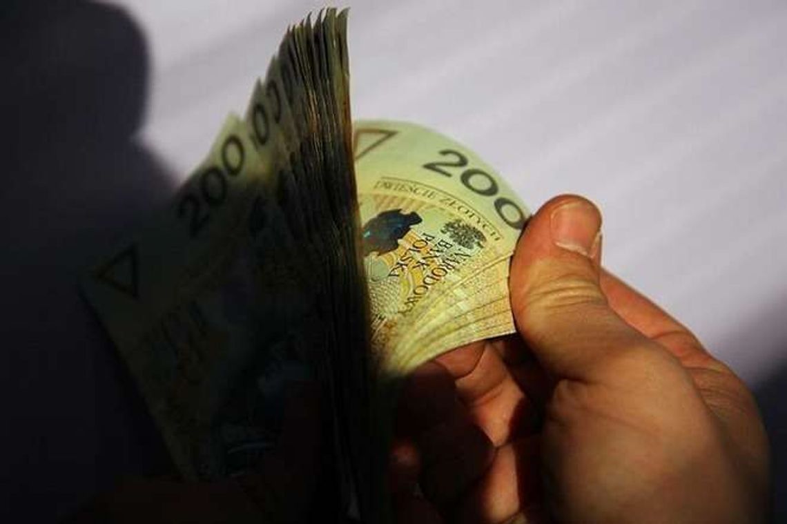 Rodzice płacą, a kasa znika. Co się stało z pieniędzmi uczniów z pięciu szkół?