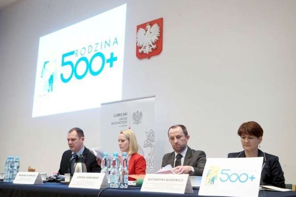 Rodzina 500 plus. W tych miejscach będzie można złożyć wniosek (lista)