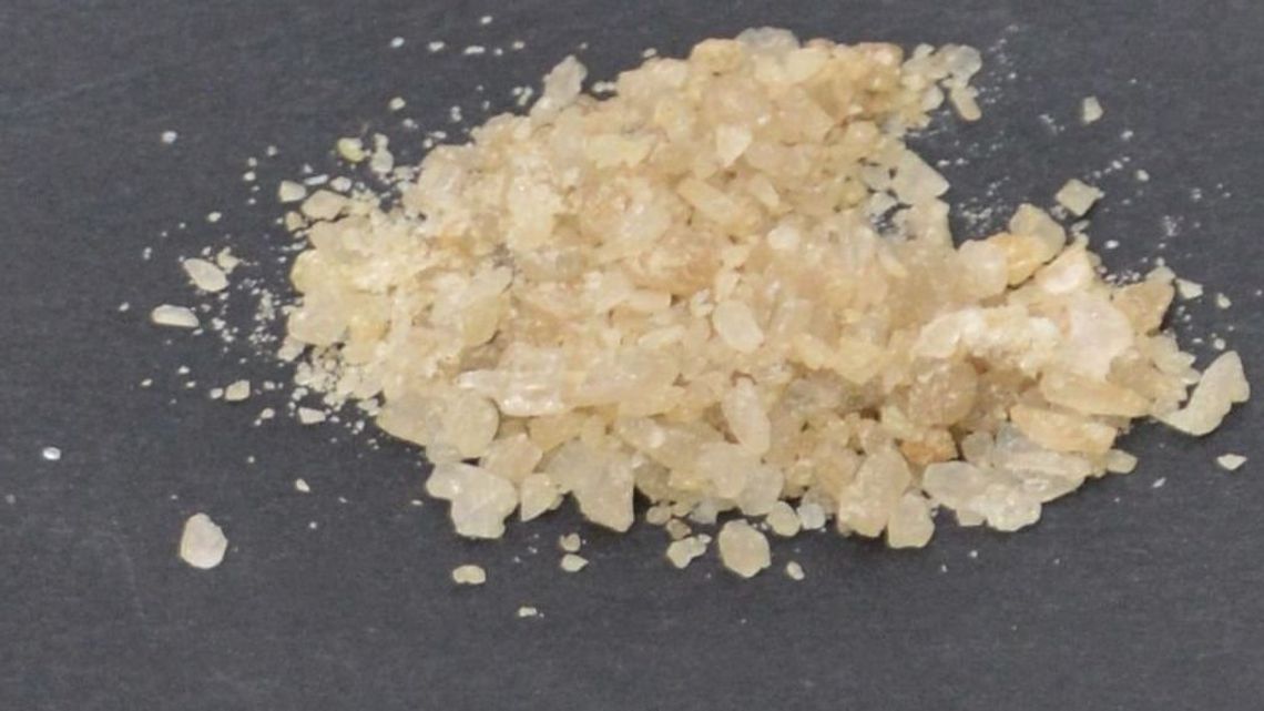 Rodzina nie mogła sobie poradzić z agresywnym 16-latkiem. Znaleźli u niego takie kryształki