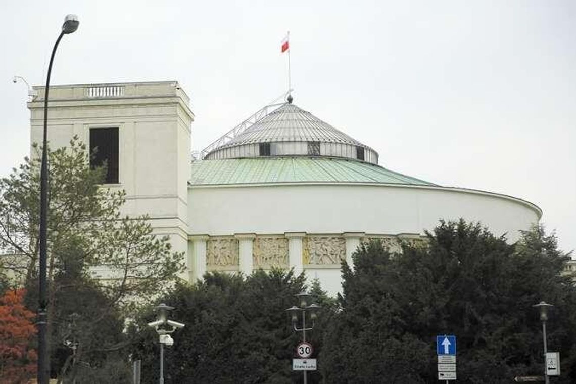 Rok 2017 na Wiejskiej, czyli co się działo w polityce miesiąc po miesiącu Rok 2017 na Wiejskiej, czyli co się działo w polityce miesiąc po miesiącu