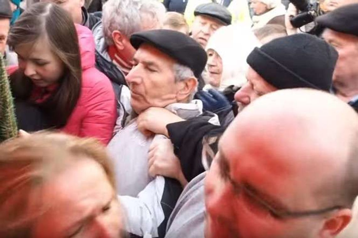 Rok temu była walka o darmowe choinki. Marszałek zmienia zasady rozdawania Rok temu była walka o darmowe choinki. Marszałek zmienia zasady rozdawania