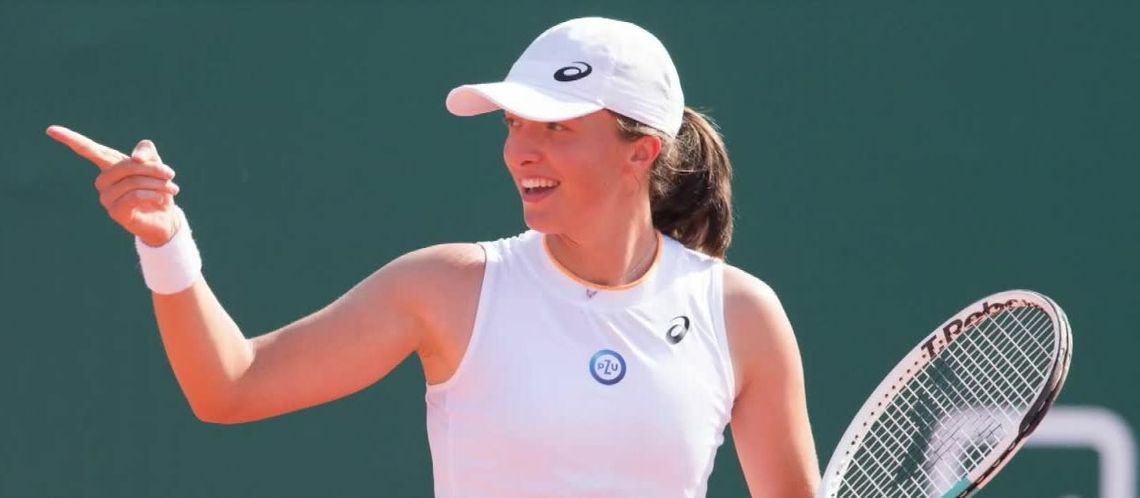 Roland Garros znowu dla Igi Świątek! Polka pokonała w finale Karolinę Muchową Roland Garros znowu dla Igi Świątek! Polka pokonała w finale Karolinę Muchową