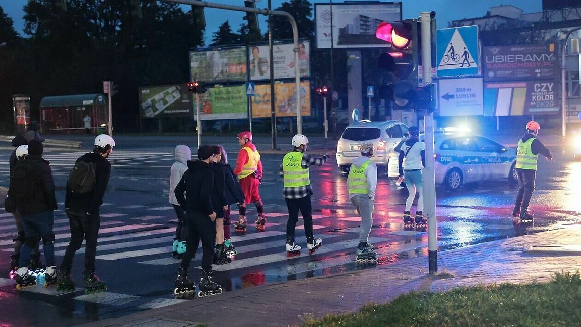Rolkarze zakończyli sezon. Nocny przejazd ulicami Lublina