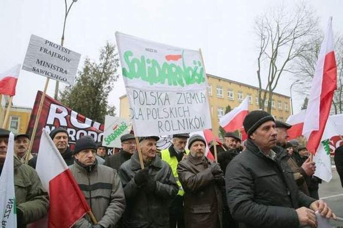 Rolnicy na drogach. Gdzie będą utrudnienia i objazdy?