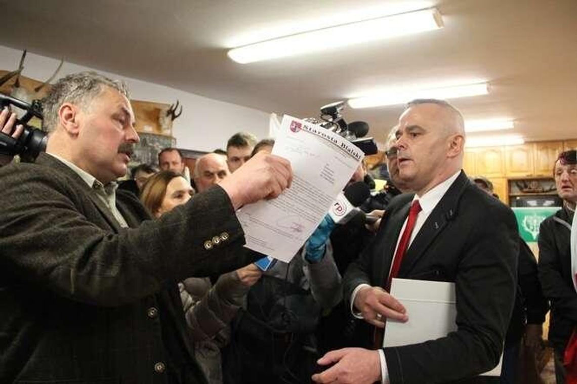 Rolnicy okupowali biuro Polskiego Związku Łowieckiego. Domagali się odstrzału dzików