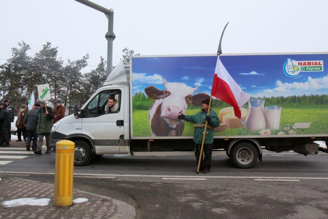 Rolnicy protestowali pod Lubartowem. \"U nas wszystko likwidują!\" (wideo)