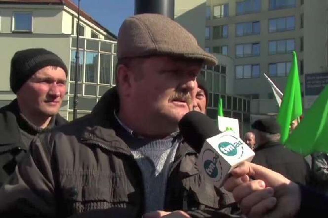 Rolnicy protestowali "w obronie polskiej ziemi" Rolnicy protestowali "w obronie polskiej ziemi"