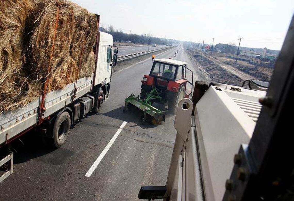 Rolnicy wolą ciągniki z importu od polskich