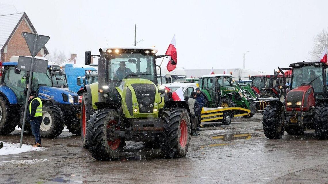 Rolnicze blokady rozlały się po regionie i kraju