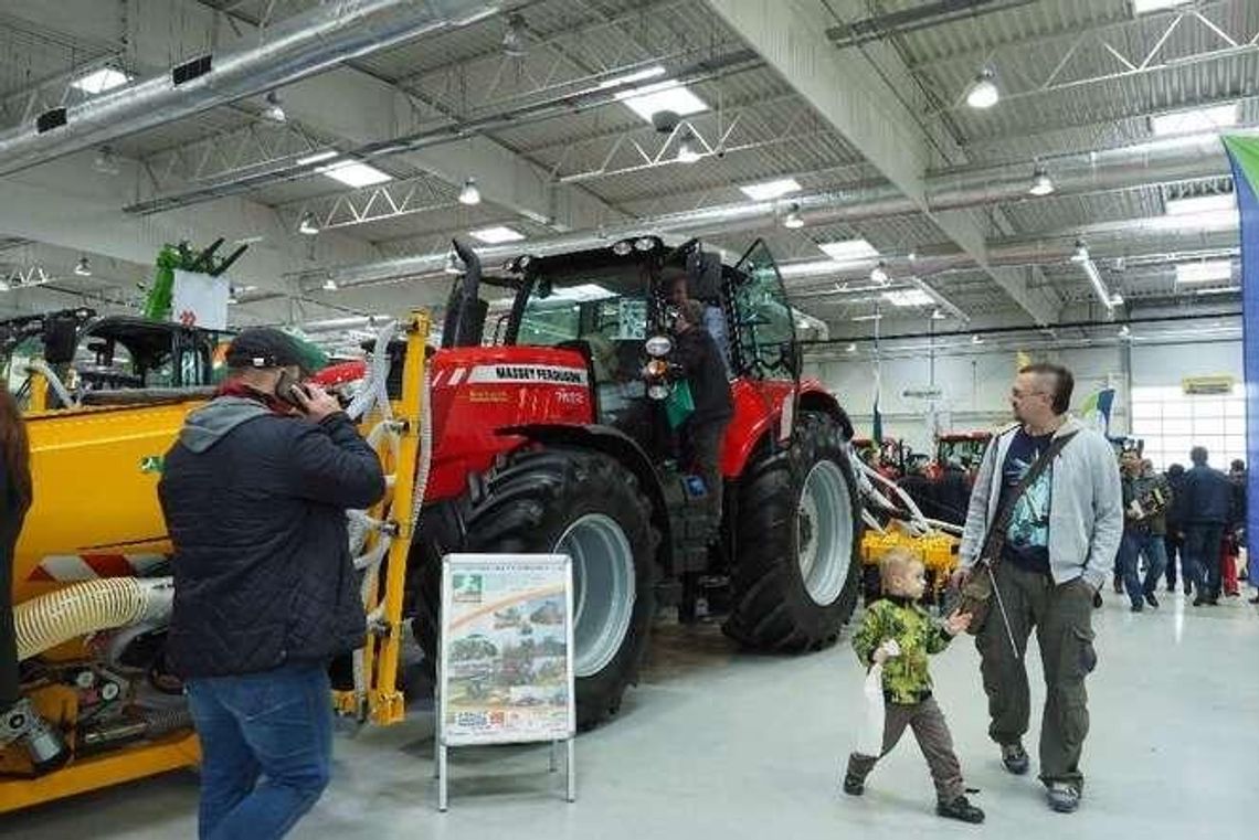 Rolniczy Lublin na targach. Ciągniki, kombajny i inne maszyny (zdjęcia)