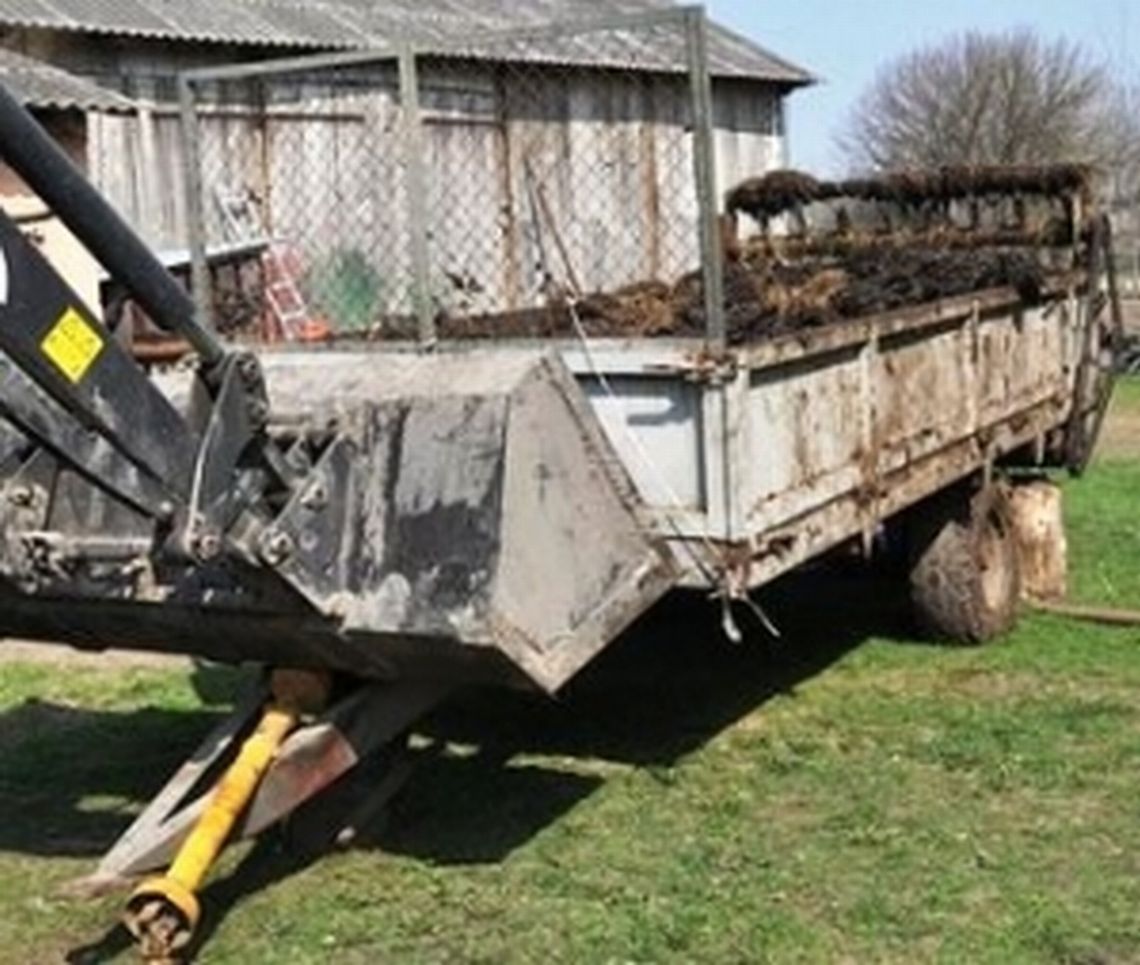 Rolnik zginął podczas naprawiania maszyny