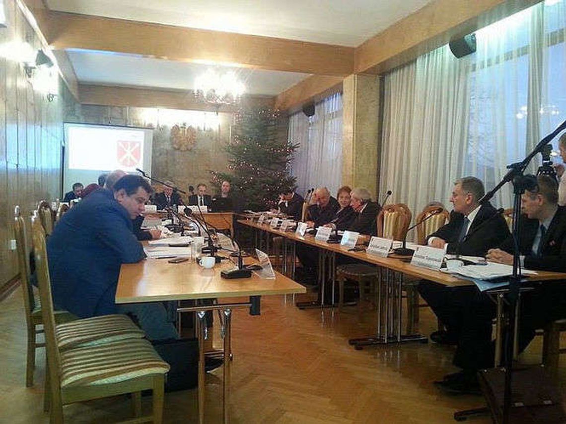 Roman Groński "Żbik" i gen. Ryszard Kukliński. Burzliwa dyskusja o patronach ulic w Kraśniku