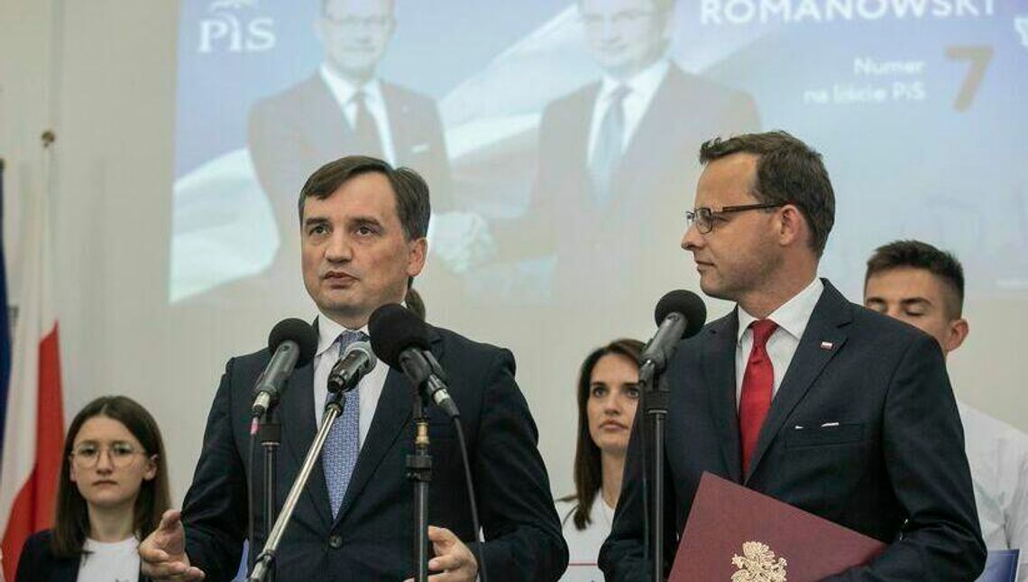 Romanowski zrzekł się statusu posła zawodowego