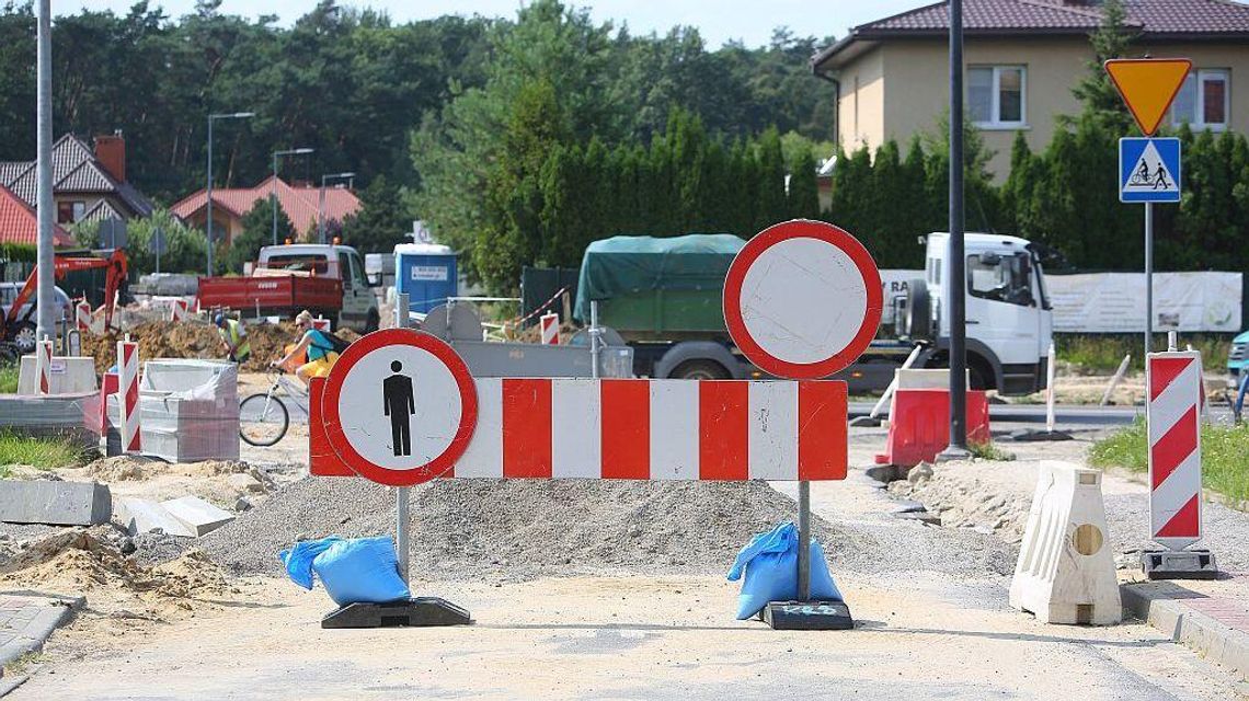 Rondo w Świdniku w urzędniczym zawieszeniu. Będzie bezpieczne dla rowerzystów?