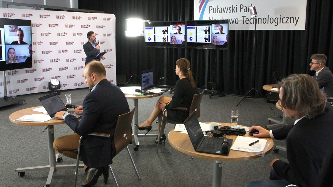 Roślinne jaja, czy tłumacz książek na języki migowe? 18 firm walczy o dotacje Roślinne jaja, czy tłumacz książek na języki migowe? 18 firm walczy o dotacje