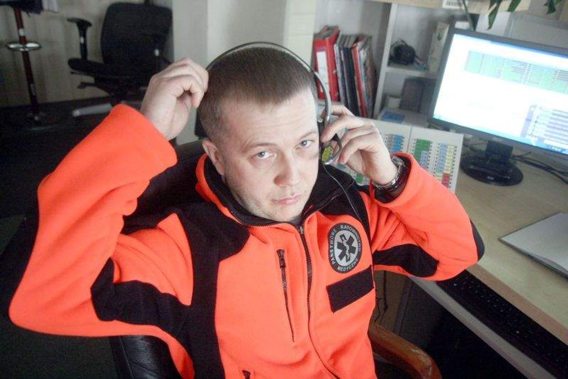 Rośnie liczba niepotrzebnych wezwań karetek. \"Niektórzy pacjenci udają chorobę, jak aktorzy\" Rośnie liczba niepotrzebnych wezwań karetek. \"Niektórzy pacjenci udają chorobę, jak aktorzy\"