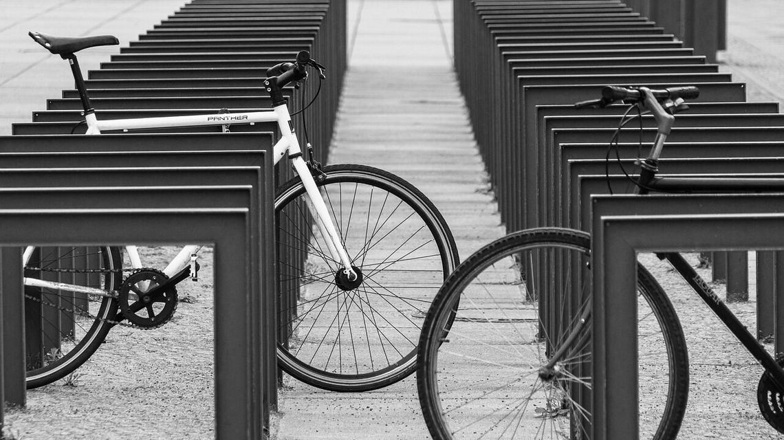 Rowerowa ofensywa trwa. Tym razem miasto wybuduje 22 wiaty rowerowe 