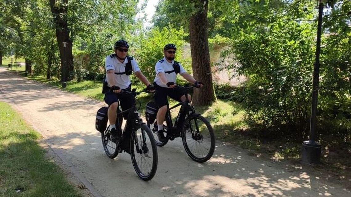Rowerowe patrole wróciły na ulice. W tych miastach spotkacie cyklistów w mundurach