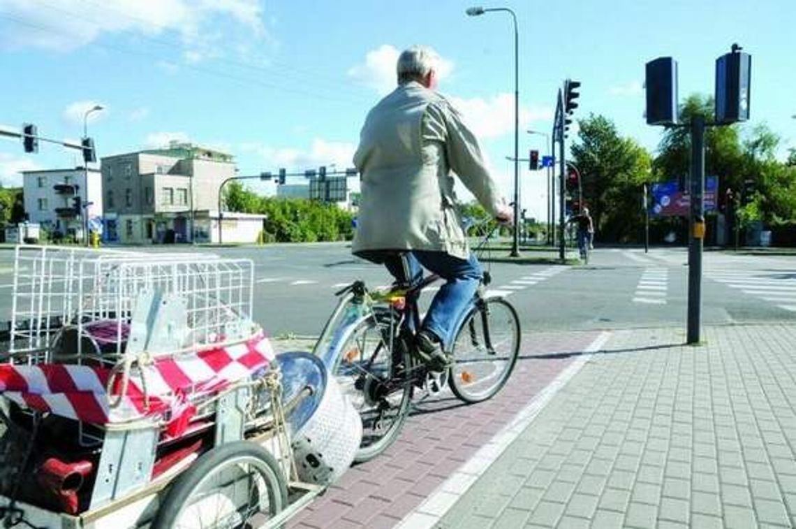 Rowerzyści protestują. Nie chcą stawać na zielonym