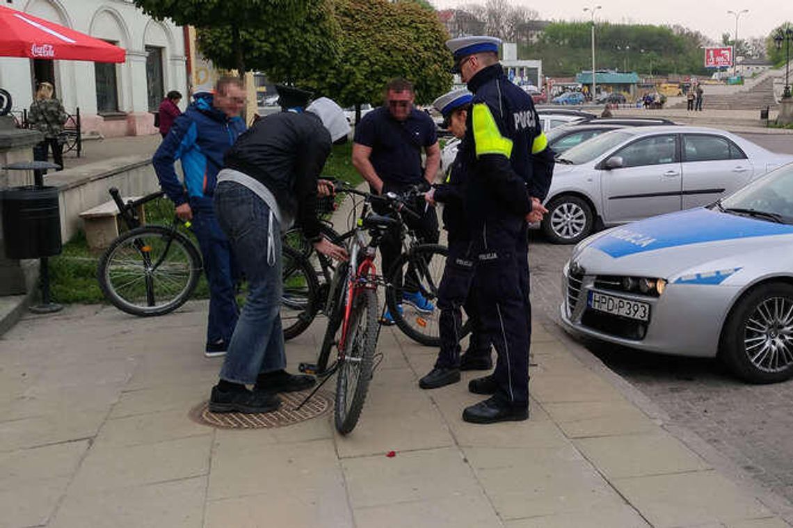 Rowerzyści zderzyli się na ścieżce. Policja szuka świadków