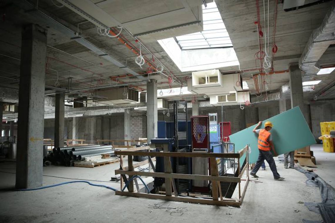 Rozbudowa Olimpu za 50 mln zł. Nowe kino, sklepy i kręgielnia (zdjęcia)