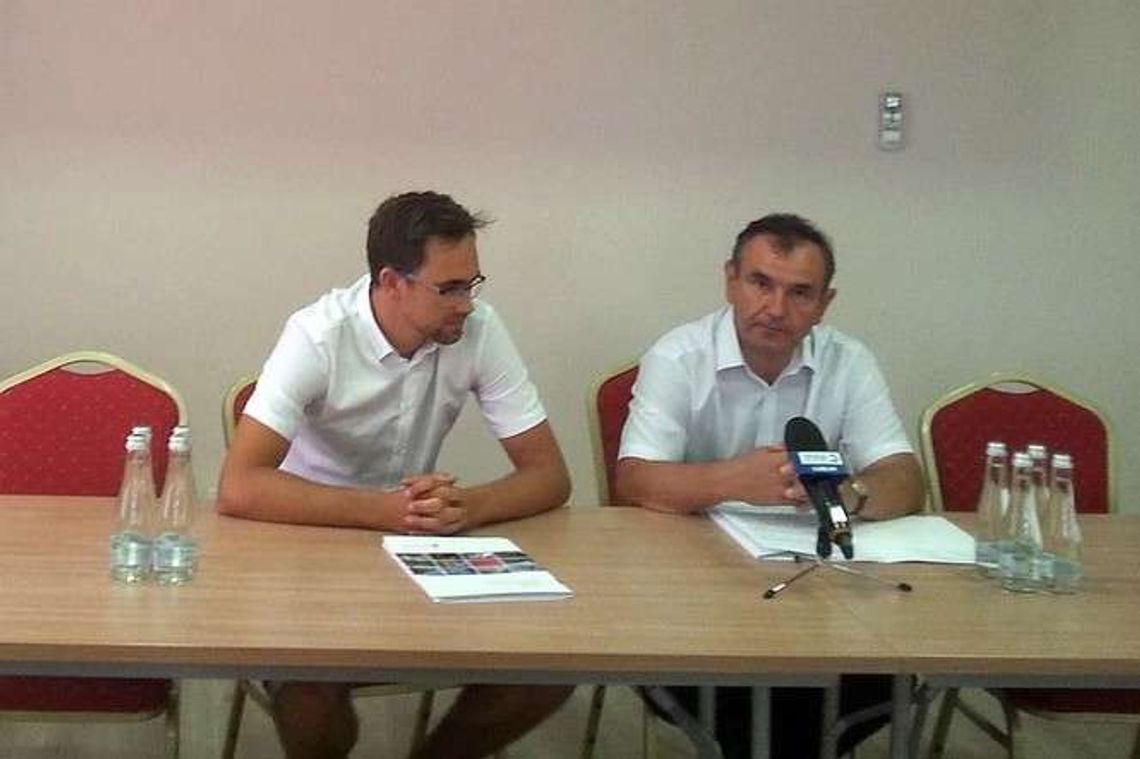 Rozbudowane COZL rdzewieje. Tymczasem wykonawca oskarża dyrekcję szpitala