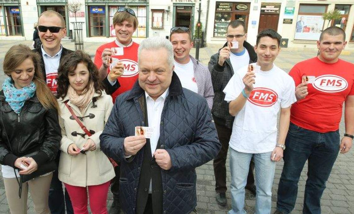 Rozdawali Karty Życia na deptaku Rozdawali Karty Życia na deptaku