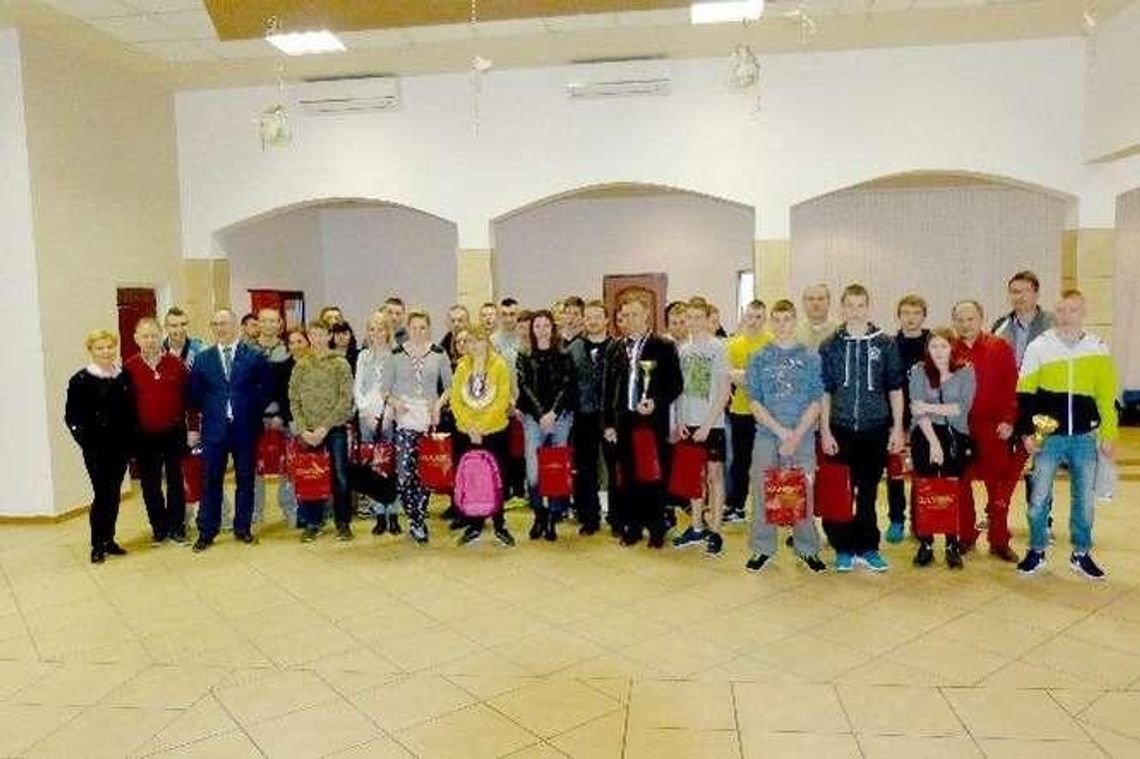 Rozegrano XIX Wojewódzki Turniej Tenisa Stołowego Młodzieży i Kadry LWK OHP Rozegrano XIX Wojewódzki Turniej Tenisa Stołowego Młodzieży i Kadry LWK OHP