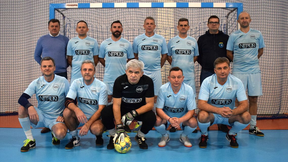 Rozgrywki Powiatowej Amatorskiej Ligi Futsalu w Świdniku wchodzą w decydującą fazę