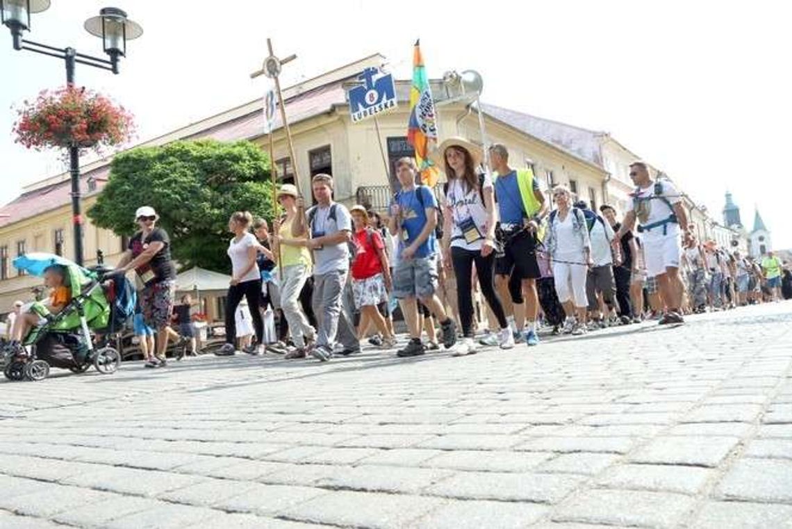 Rozgrzewka przed Lubelską Pieszą Pielgrzymką. Na siłowni z piłkarzami Górnika Łęczna Rozgrzewka przed Lubelską Pieszą Pielgrzymką. Na siłowni z piłkarzami Górnika Łęczna