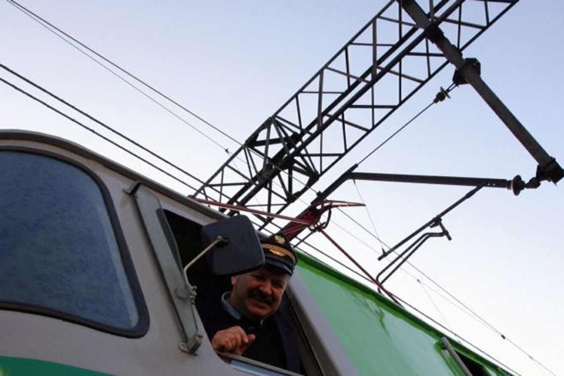 Rozkład jazdy pociągów na Euro 2012 i wakacje