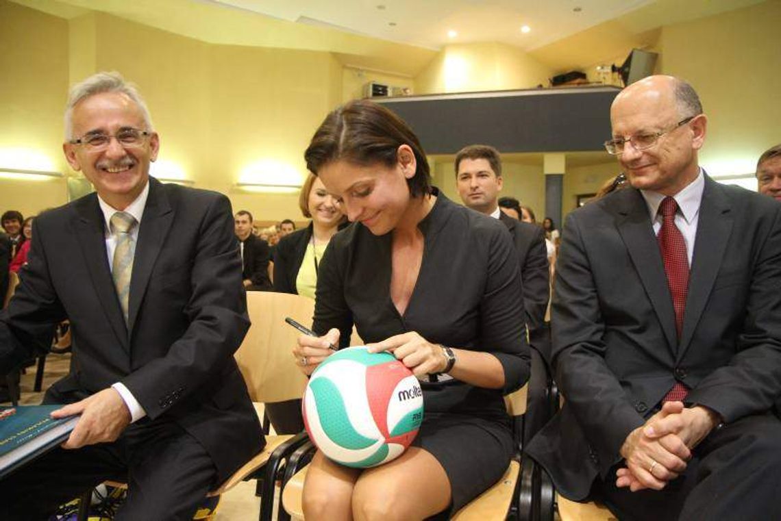 Rozpoczęcie roku szkolnego w Lublinie: Minister Mucha w ZS nr 5