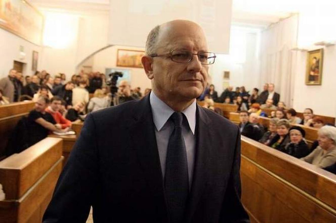 Rozprawa nad usunięciem Krzysztofa Żuka będzie wznowiona. Jest już termin