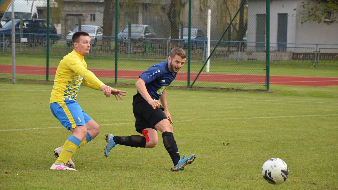 Ruch Izbica – Agros Suchawa 2:1. Szczęście było z gospodarzami