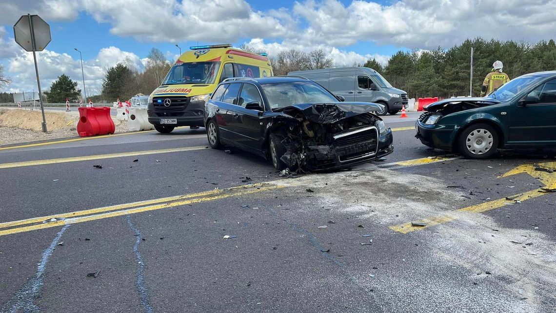 Ruch wahadłowy na DK nr 19 za Kockiem. Trzy osoby w szpitalu