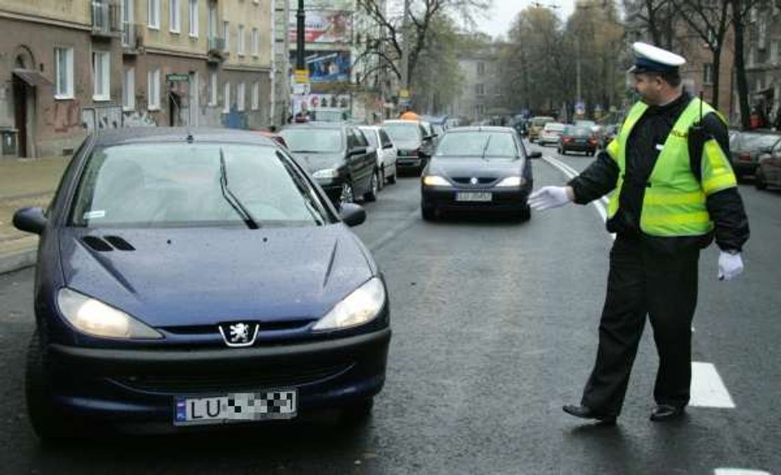 Rusza akcja \"Znicz 2012\". Będą wzmożone kontrole na drogach Rusza akcja \"Znicz 2012\". Będą wzmożone kontrole na drogach