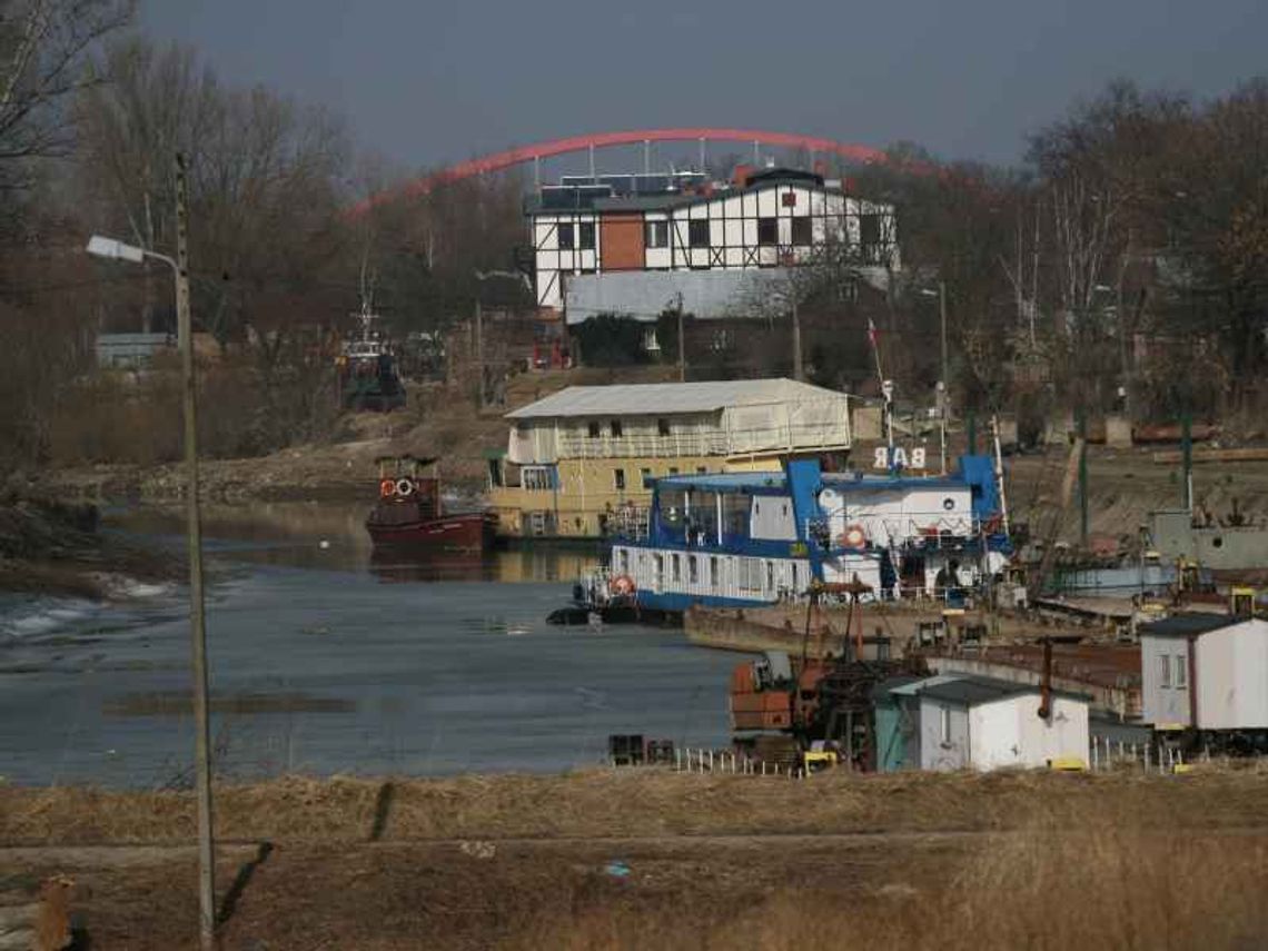 Rusza budowa nowego portu w Puławach (zdjęcia)